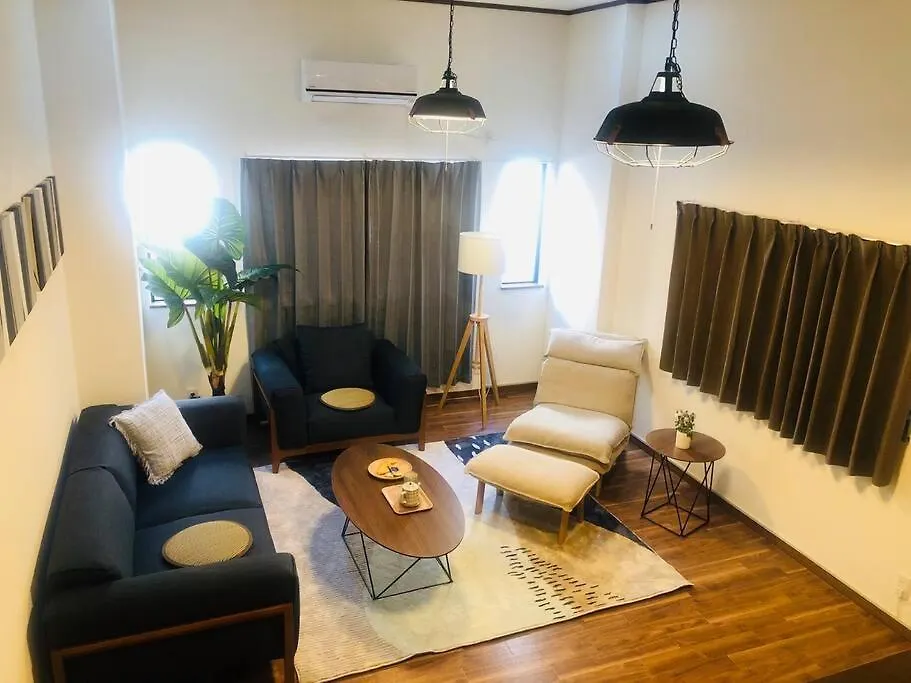 Villa 静かな住宅街の4ベッドルームステイ Osaka Japan